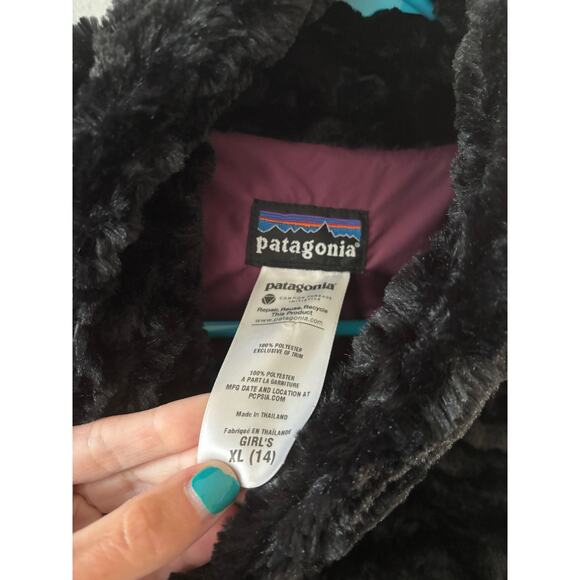 Patagonia Girls Pelage Faux Fur Jacket Size XL 14 Black Winter Button Front - Picture 3 of 6